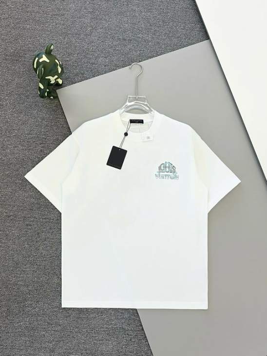 Picture of Louis Vuitton T Shirts Short _SKULVS-XLm6tx1397347